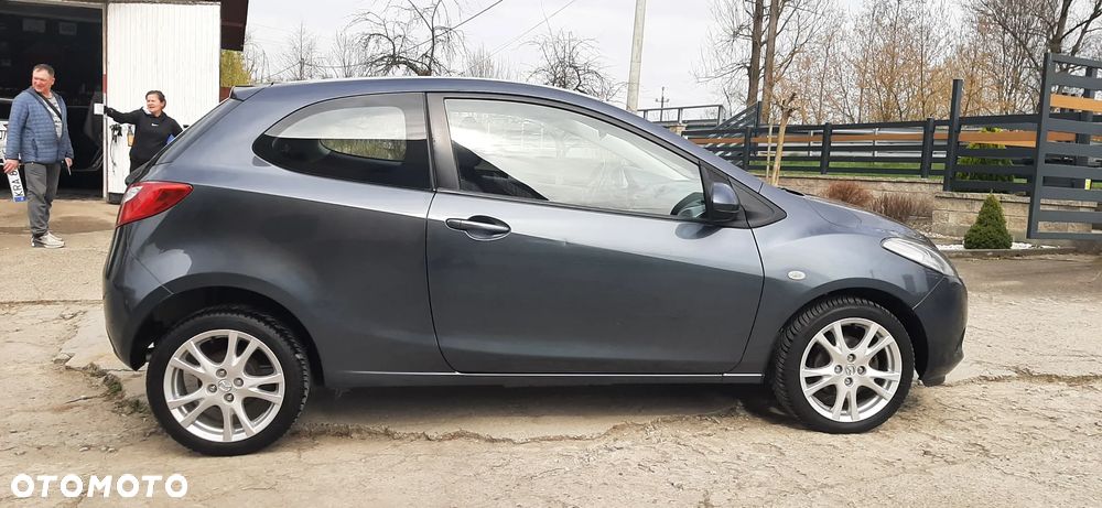 Mazda 2 - 21