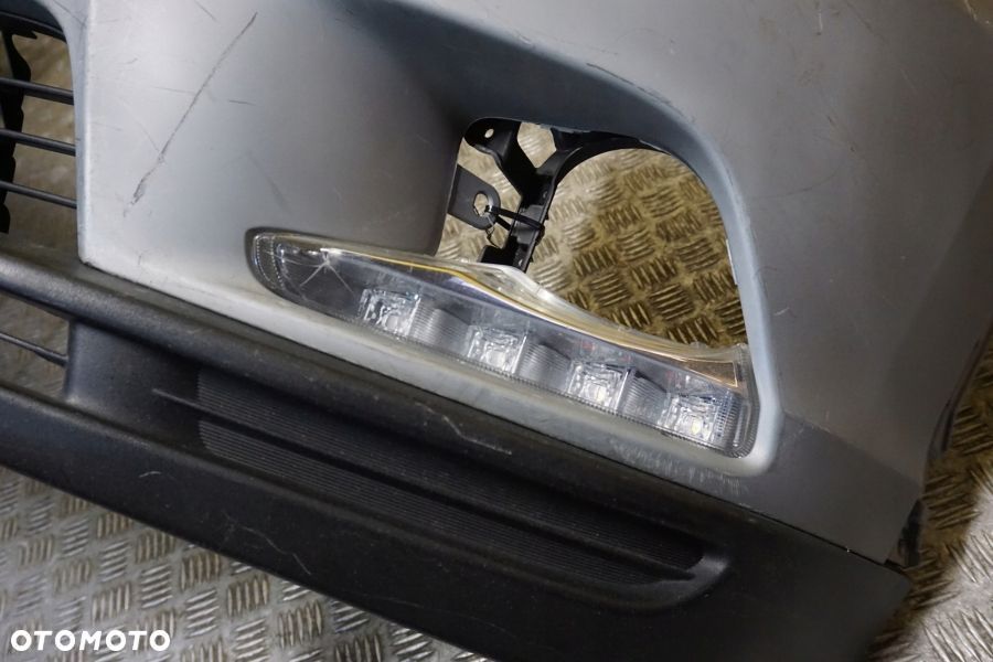 TOYOTA HIGHLANDER 2014 2015 2016 Zderzak Przód Przedni Kratka Halogen USA - 9