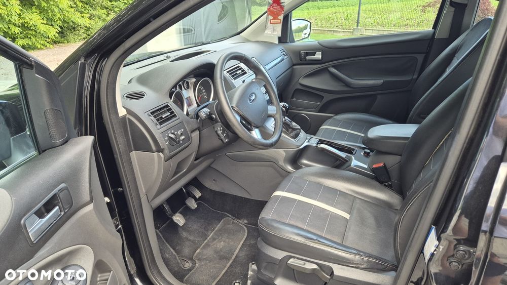 Ford Kuga - 7