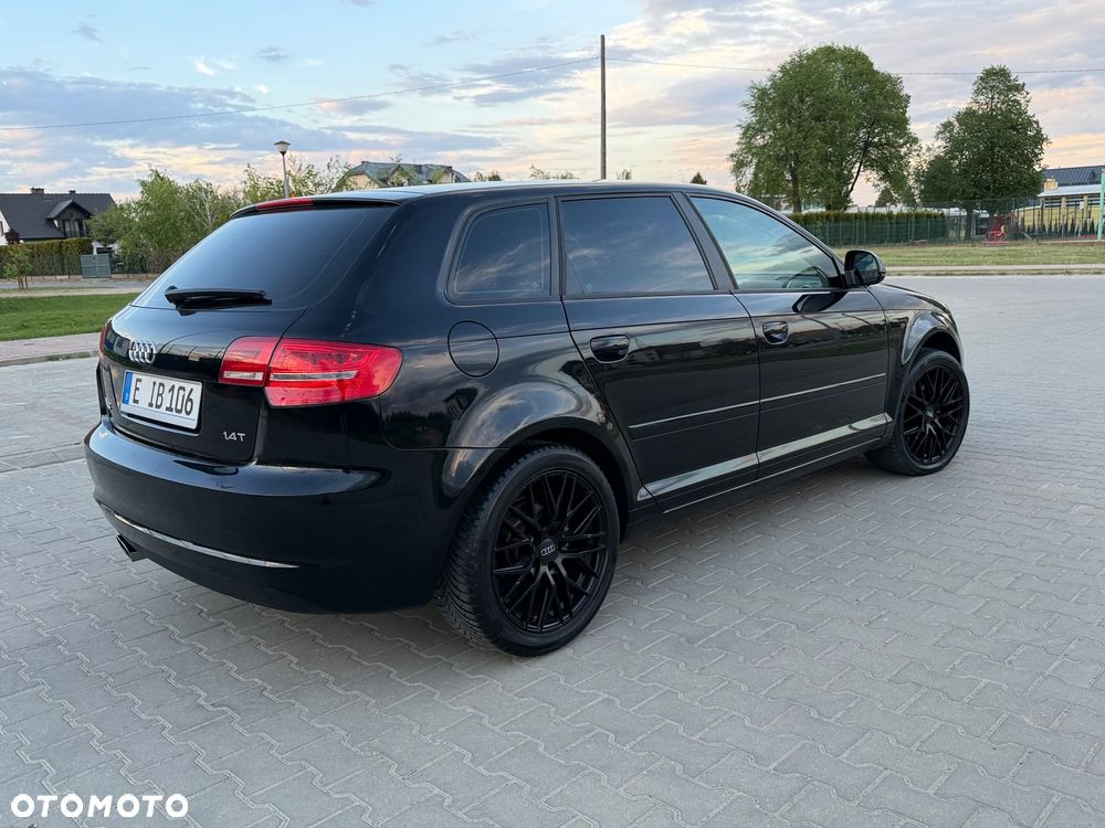 Audi A3 Sportback 1.4 TFSI Ambiente - 14