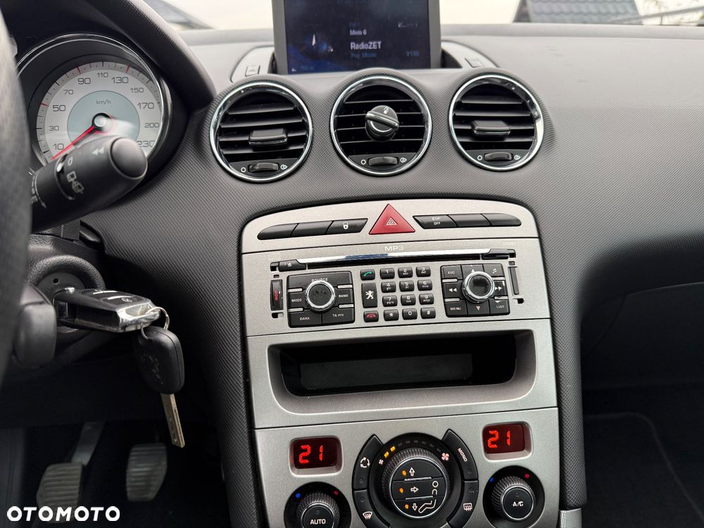 Peugeot 308 1.6 Premium - 17