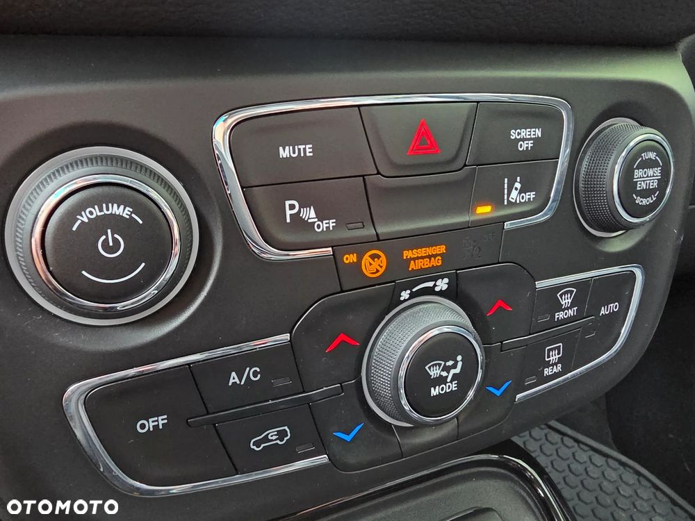 Jeep Compass 1.4 MultiAir Sport - 24