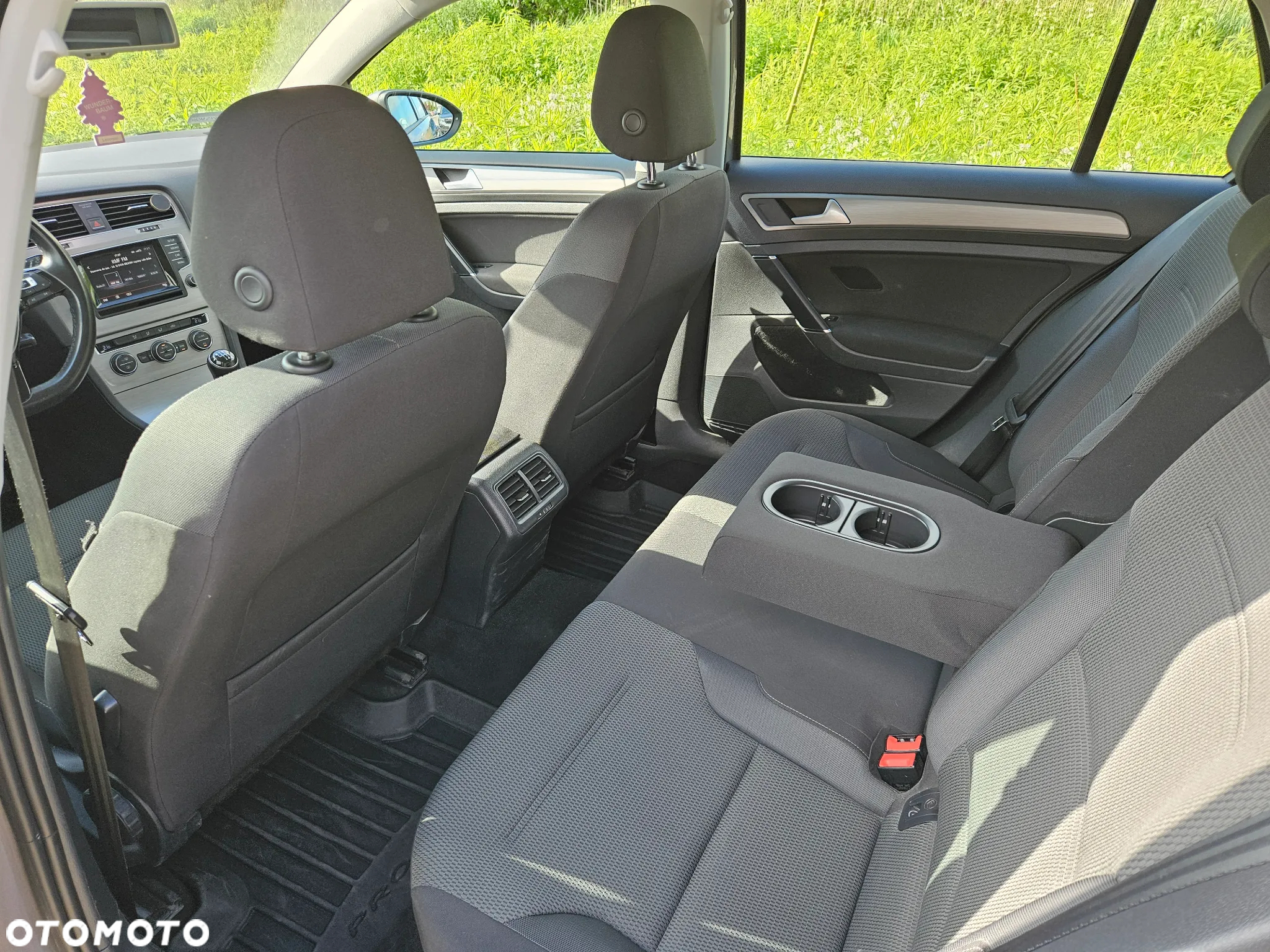 Volkswagen Golf VII 1.4 TSI BMT Comfortline - 13