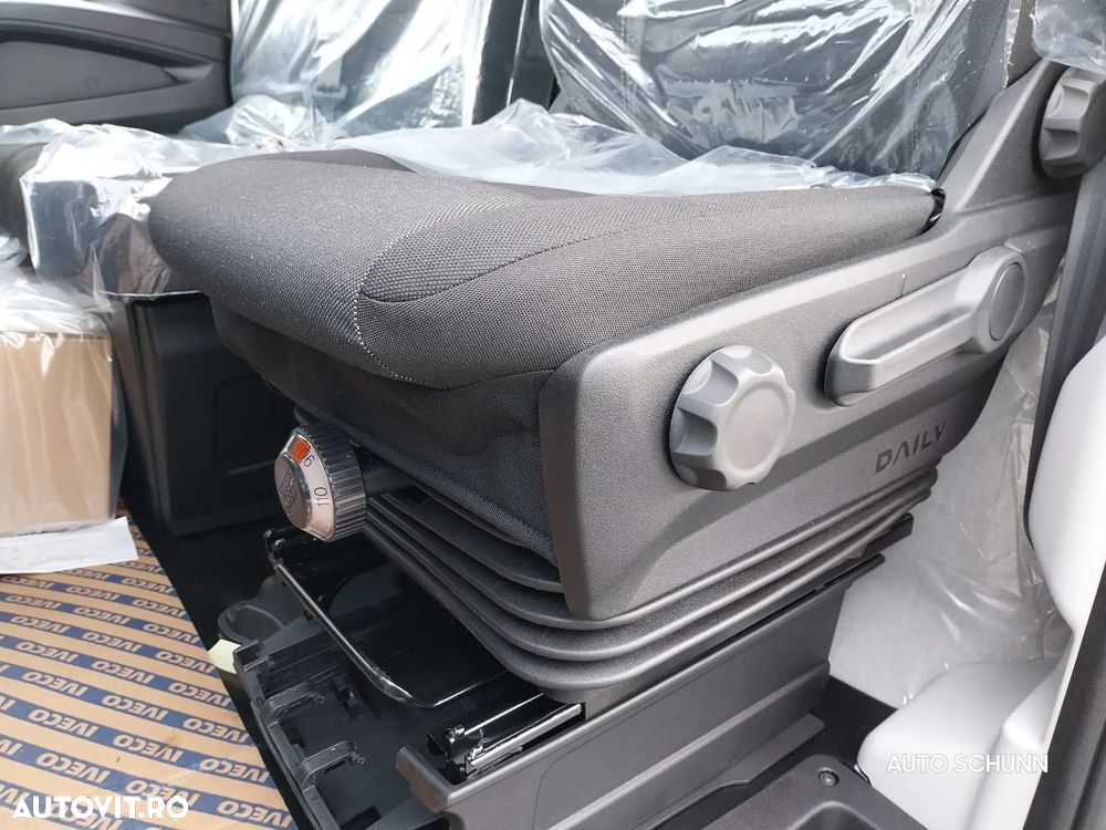 Iveco Daily 35S14BV VAN - 19