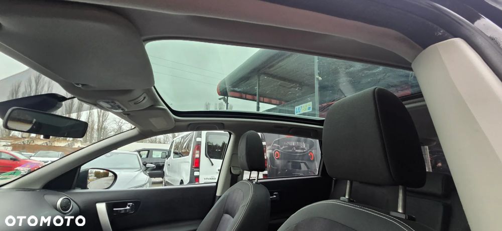 Nissan Qashqai 1.6 dCi 4 x 4 DPF Start/Stop tekna - 34