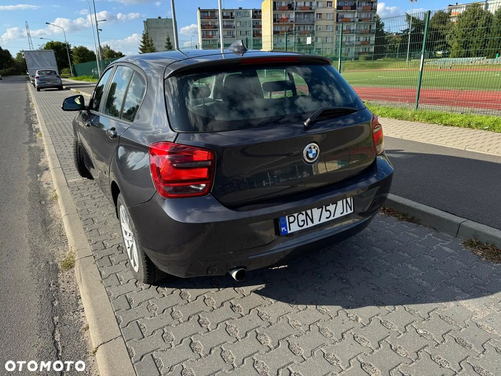 BMW Seria 1 116d EfficientDynamics Sport Line - 4