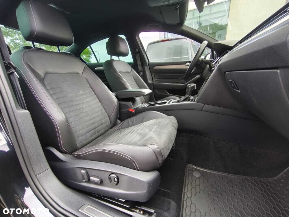 Volkswagen Passat 2.0 TSI 4Mot Elegance DSG - 19