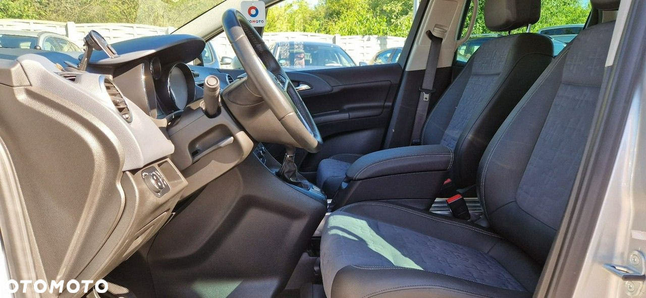 Opel Meriva - 17
