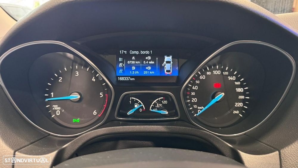 Ford Focus SW 1.5 TDCi Titanium - 5