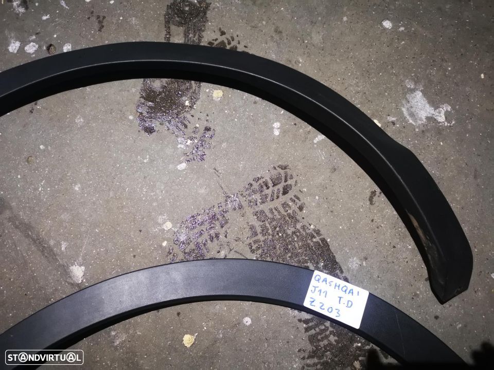 NISSAN QASHQAI J11 ABA GUARDA LAMAS TRÁS ESQUERDA - Z204 - 2