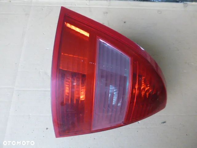 LAMPA LEWY TYŁ LEWA TYLNA W BŁOTNIK CITROEN C5 I LIFT SEDAN 04-08 - 7