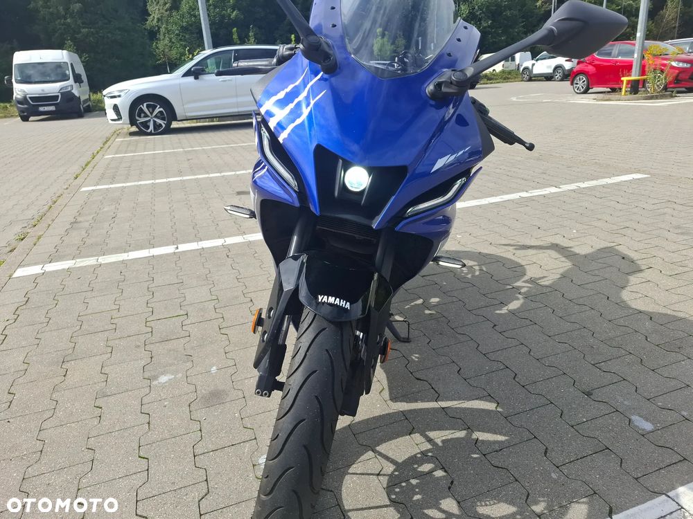 Yamaha YZF - 12