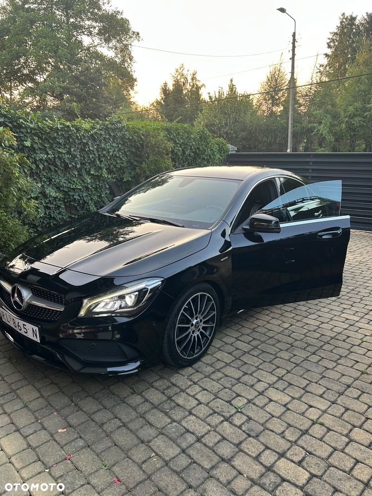 Mercedes-Benz CLA 180 7G-DCT AMG Line - 7