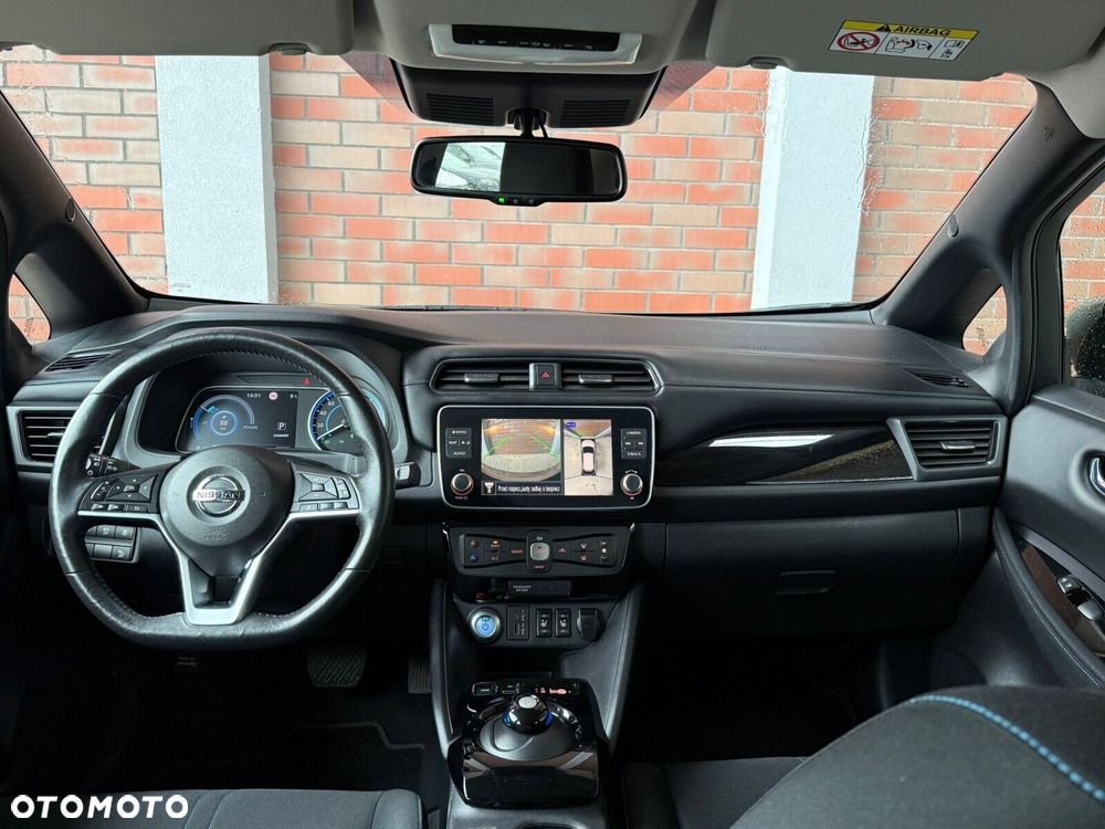 Nissan Leaf - 14