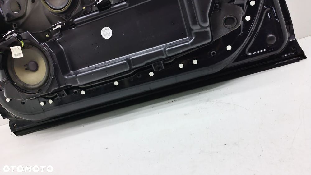 Audi A6 C6 Sedan Drzwi Przód  LZ9W - 22