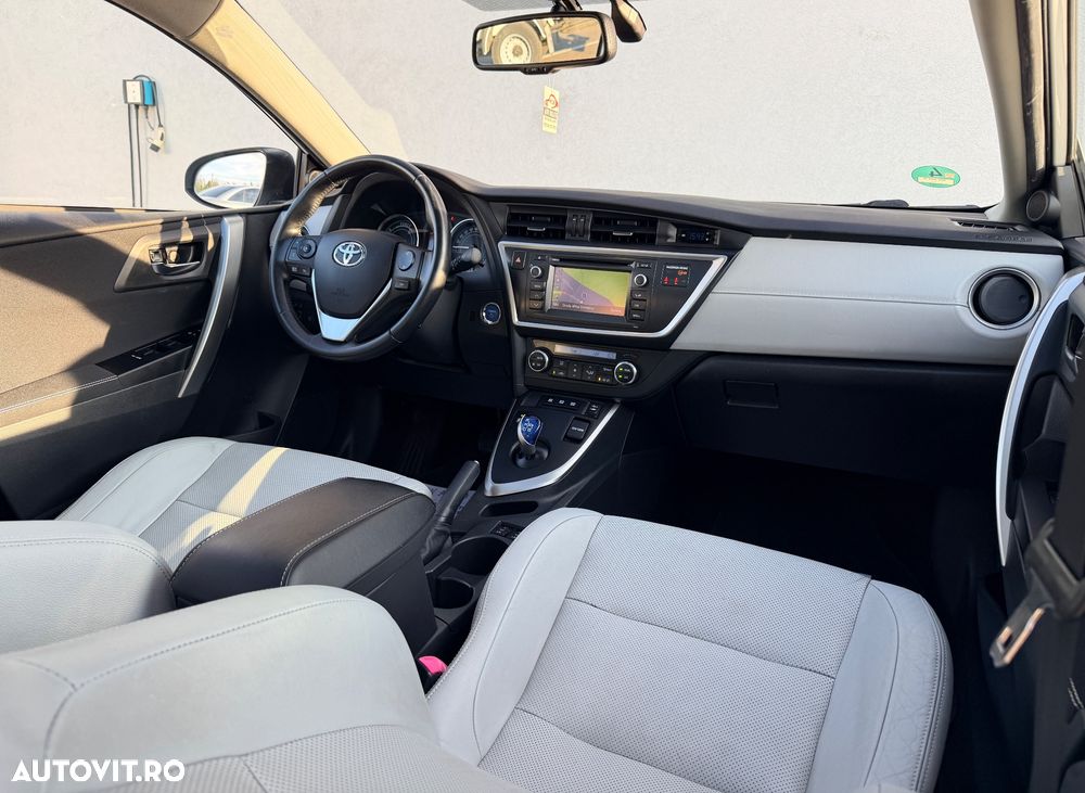 Toyota Auris 1.8 L VVT-i Hybrid Luna - 20