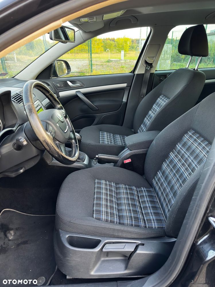 Skoda Octavia - 8