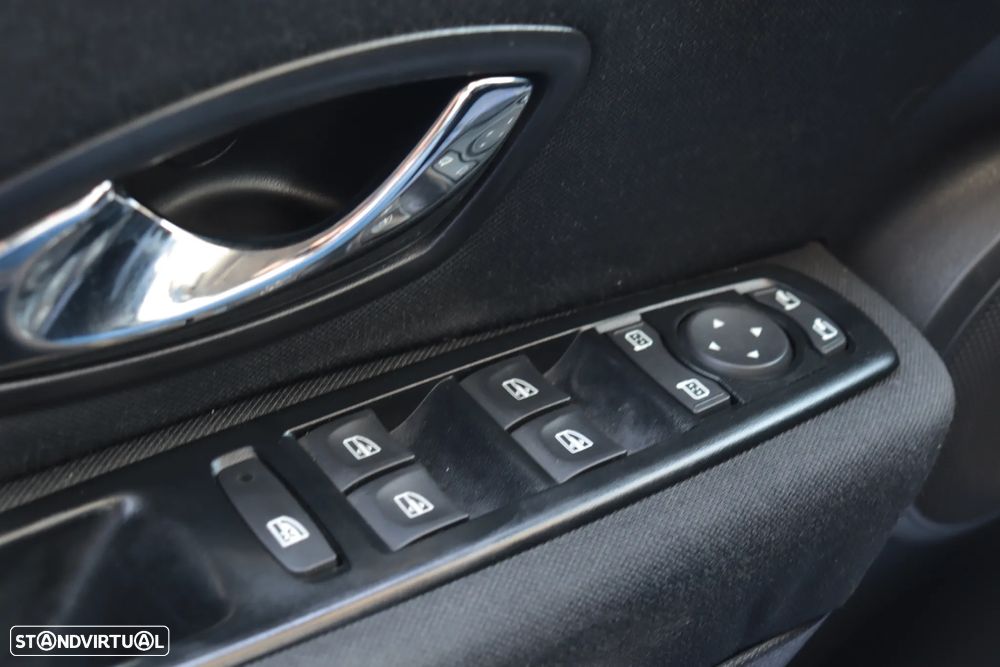 Renault Mégane 1.5 dCi Dynamique SS - 28