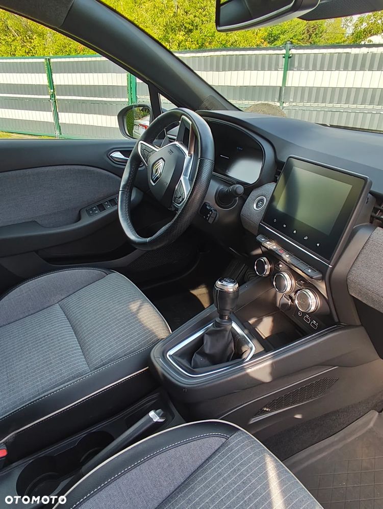 Renault Clio 1.0 TCe Techno - 8
