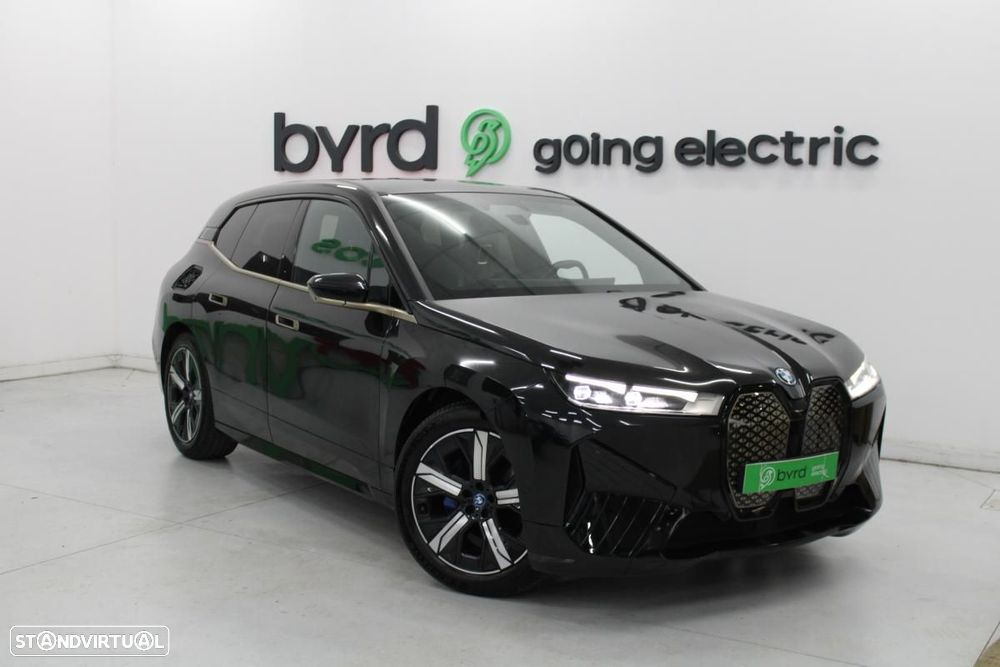BMW iX xDrive 40 Pack Desportivo - 1
