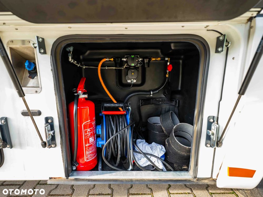 Niesmann-Bischoff FLAIR 920EK - 29
