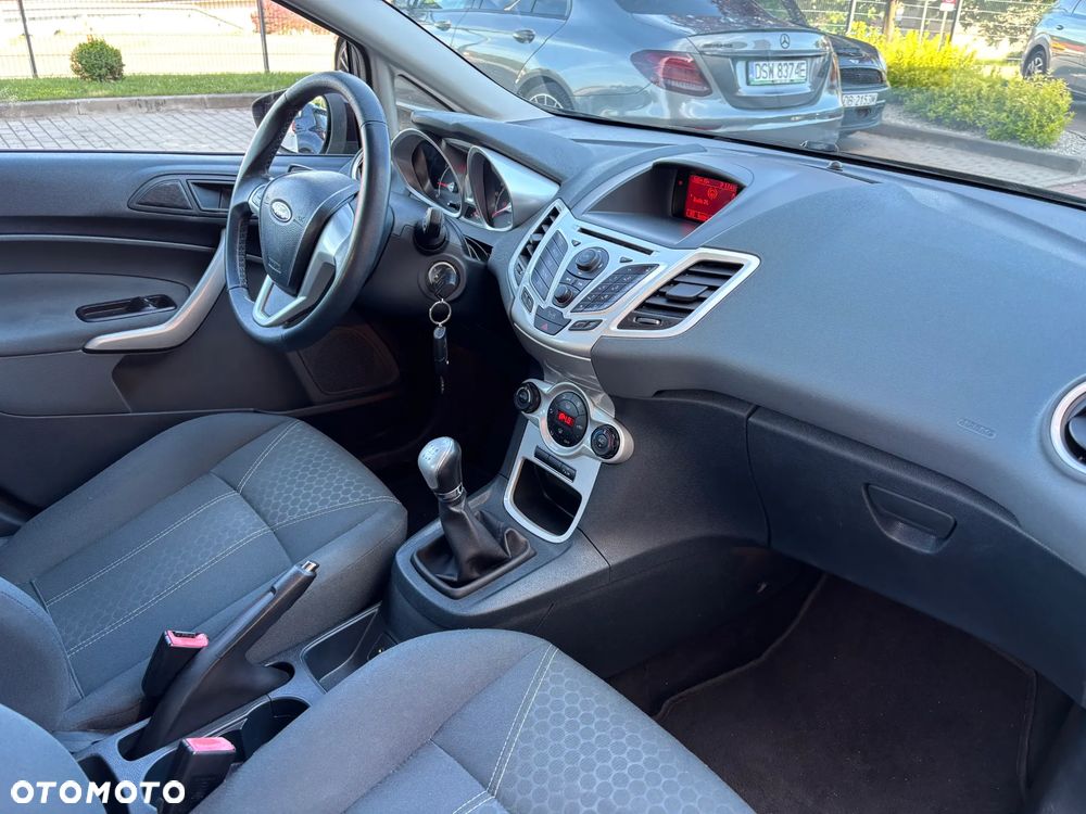 Ford Fiesta 1.25 Titanium EU5 - 22