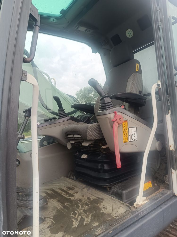 Volvo EC240C - 7
