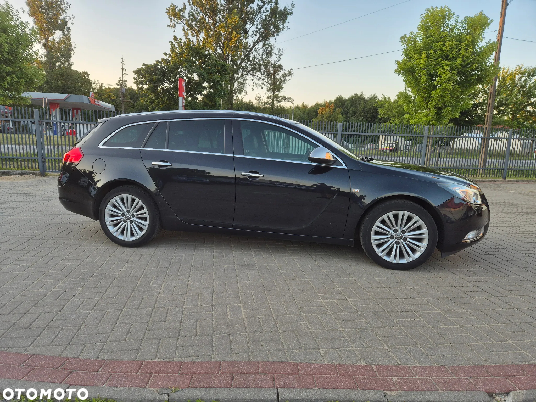 Opel Insignia 2.0 CDTI Sports Tourer Design Edition - 5