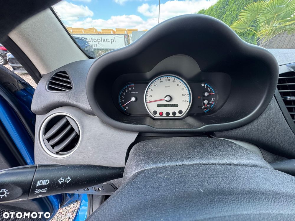 Hyundai i10 1.1 expression - 18
