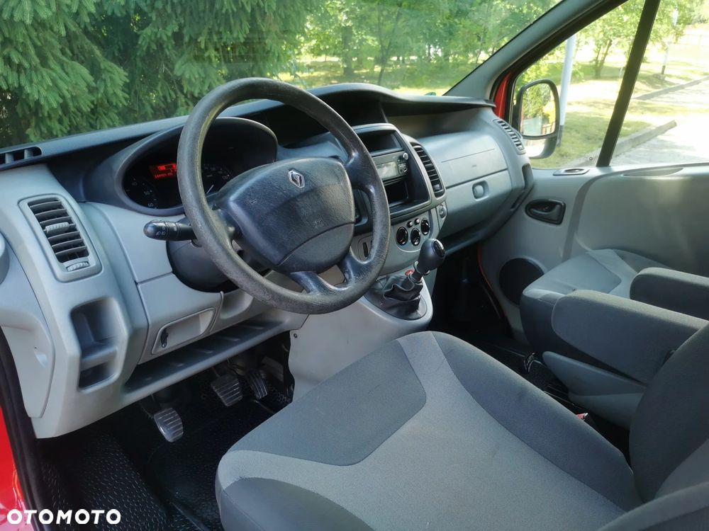 Renault Trafic - 10