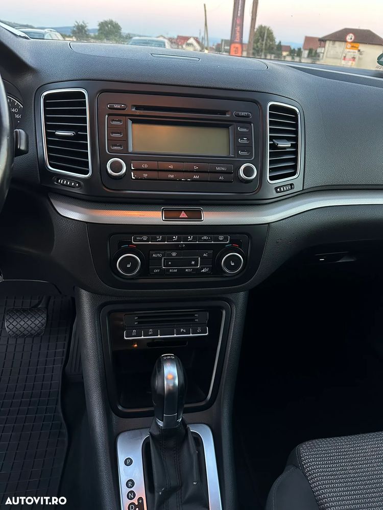 Volkswagen Sharan 2.0 TDI DSG BlueMotion Technology Life - 12