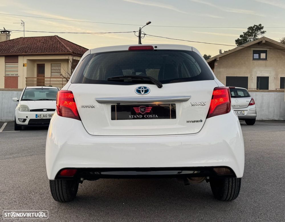 Toyota Yaris 1.5 HSD Comfort - 11