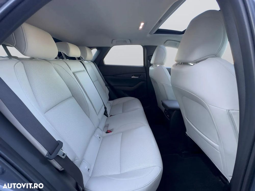 Mazda CX-30 SKYACTIV-X 2.0 M-Hybrid AWD Aut. SELECTION - 18