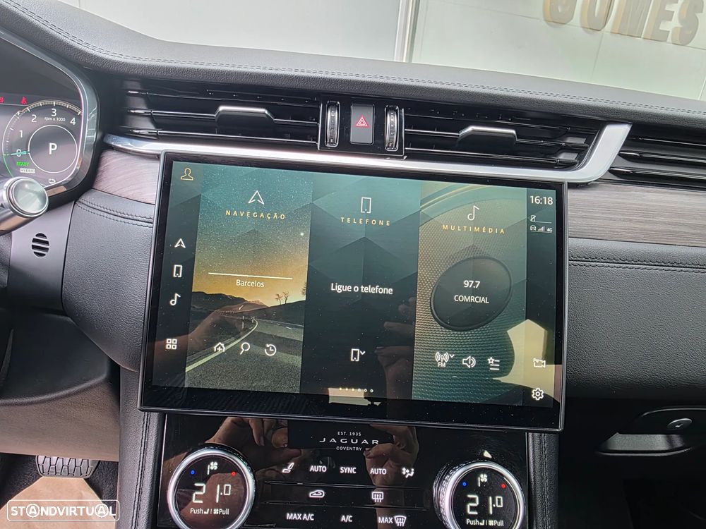 Jaguar F-Pace 2.0 P400e AWD - 16