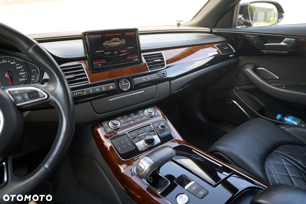 Audi A8 4.2 TDI DPF quattro tiptronic - 28