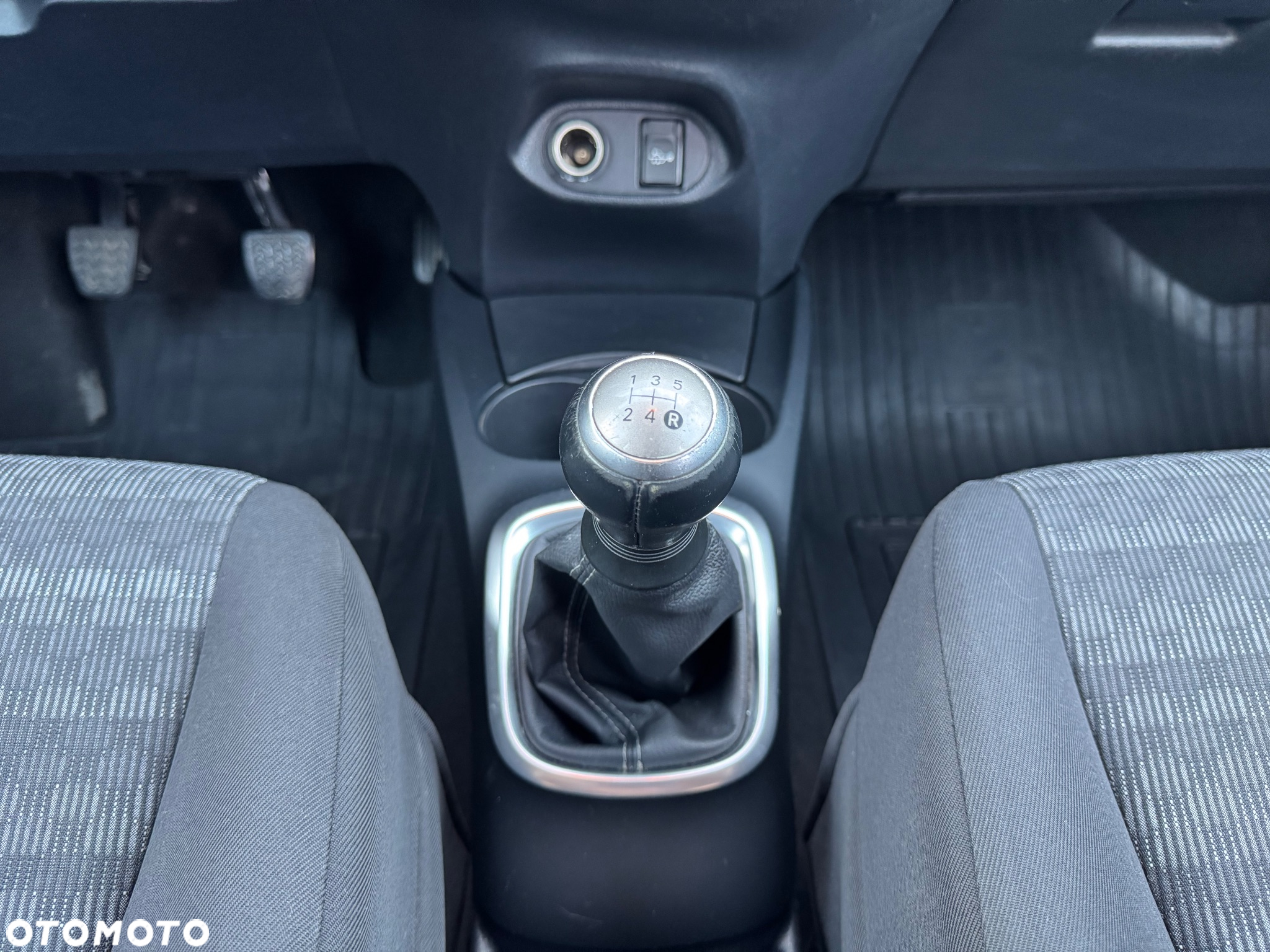 Toyota Yaris 1.0 Active - 16