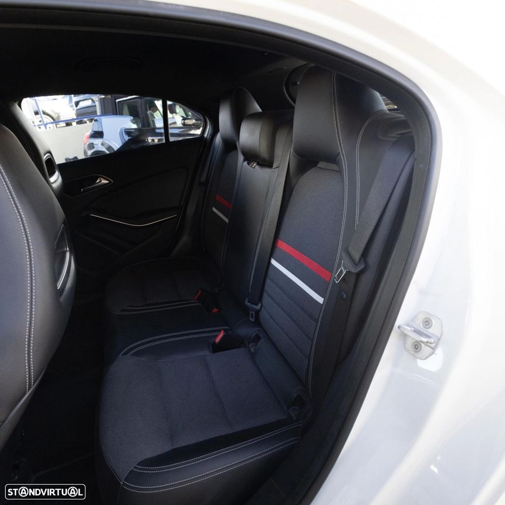 Mercedes-Benz A 180 CDi BE Edition Urban - 11