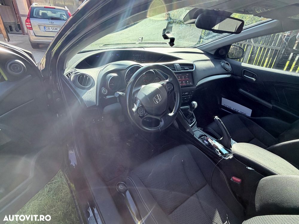 Honda Civic 1.8 i-VTEC MT Lifestyle - 12