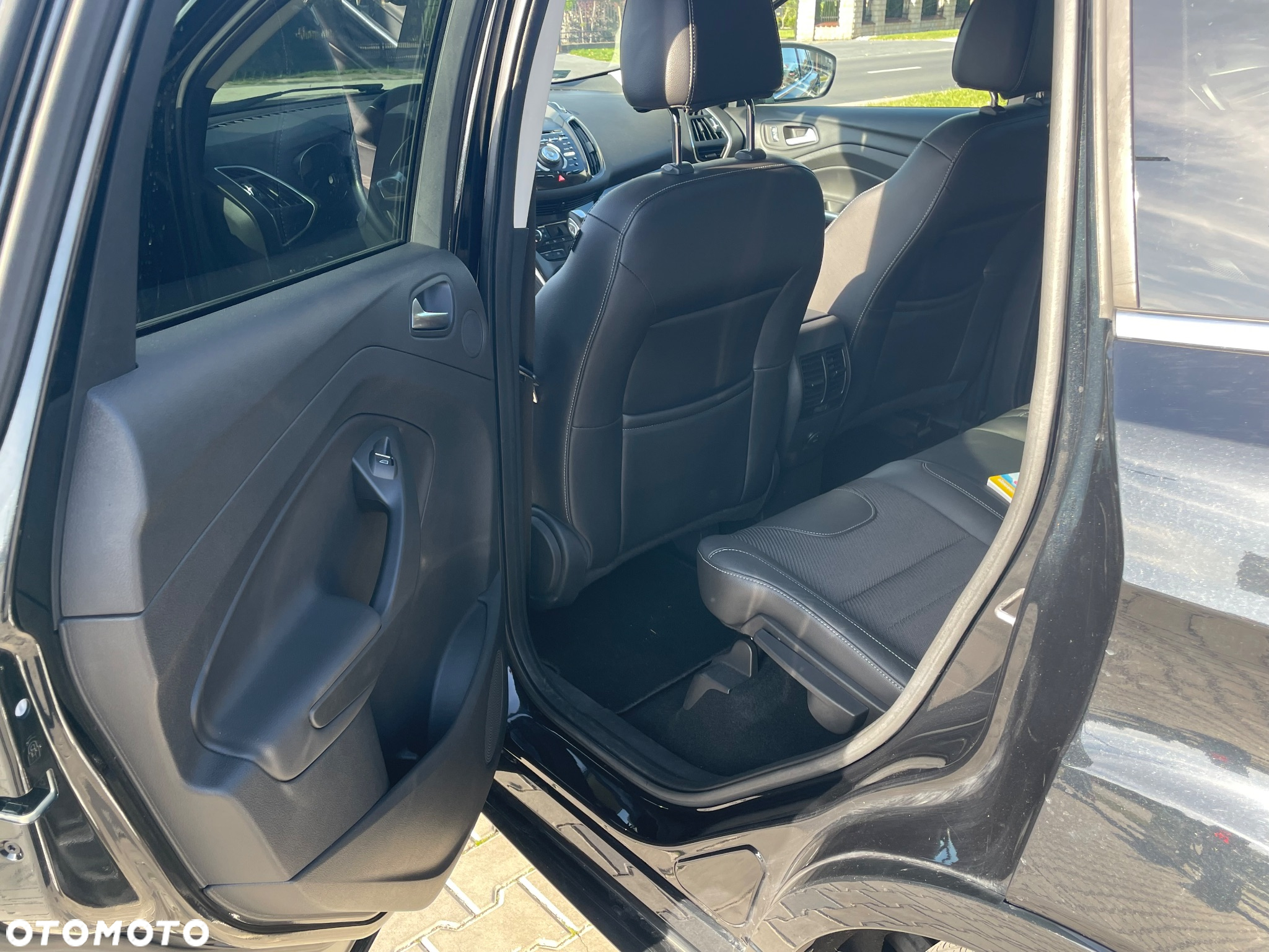 Ford Kuga 2.0 TDCi 4x4 Individual - 22