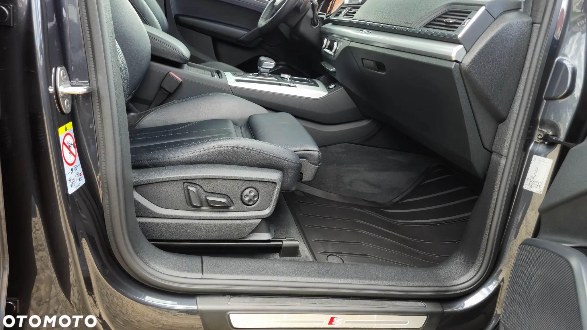 Audi Q5 55 TFSIe quattro S tronic S line - 16