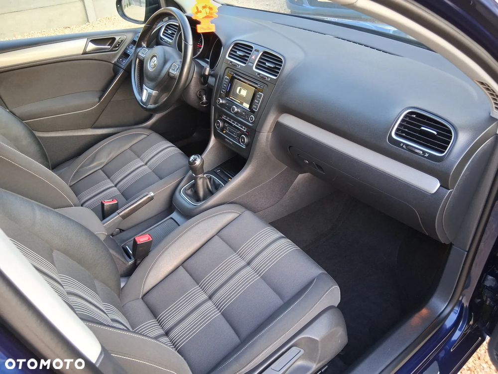 Volkswagen Golf 2.0 TDI DPF MATCH - 8
