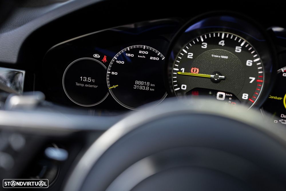 Porsche Cayenne Coupé E-Hybrid - 28