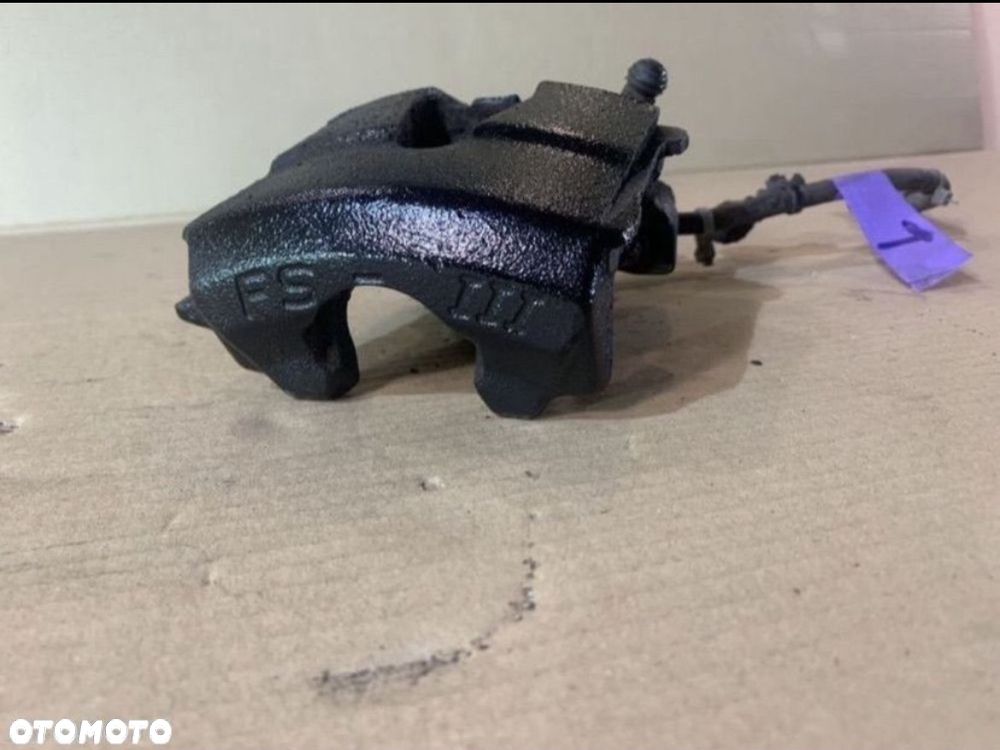 Zacisk hamulcowy prawy lub lewy przód vw golf 5 V volkswagen