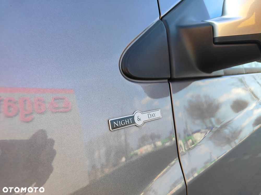 Renault Clio 1.2 16V 75 nightDay - 17