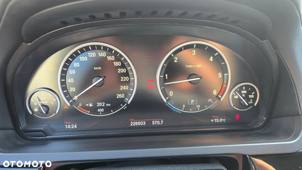 BMW Seria 7 740d xDrive - 9