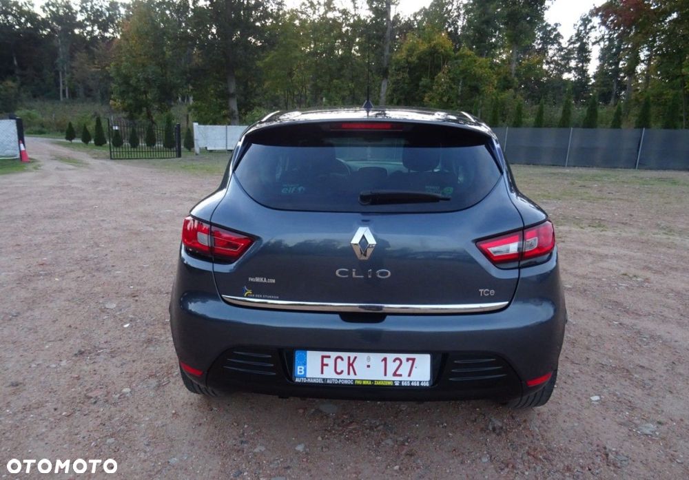 Renault Clio - 5