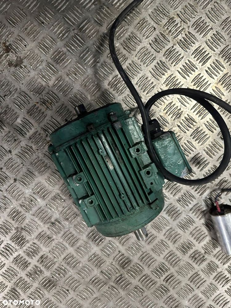 SILNIK ELEKTRYCZNY AGREGAT THERMO KING V200 V300 5D51630G11 - 1