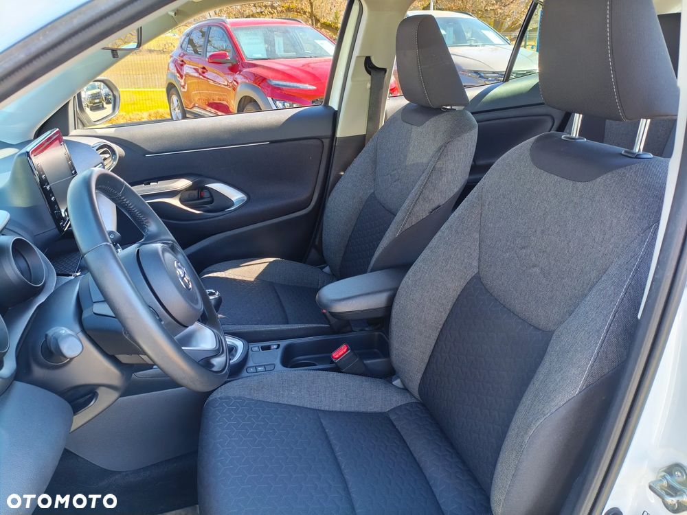 Toyota Yaris 1.5 Active - 10