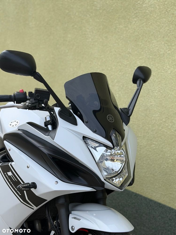 Yamaha XJ - 2