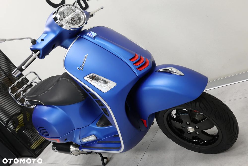 Vespa GTS - 21